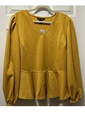 Ashley Stewart Gold Peplum Blouse Womens Plus Size 18/20 Long Sleeve V Neck NEW